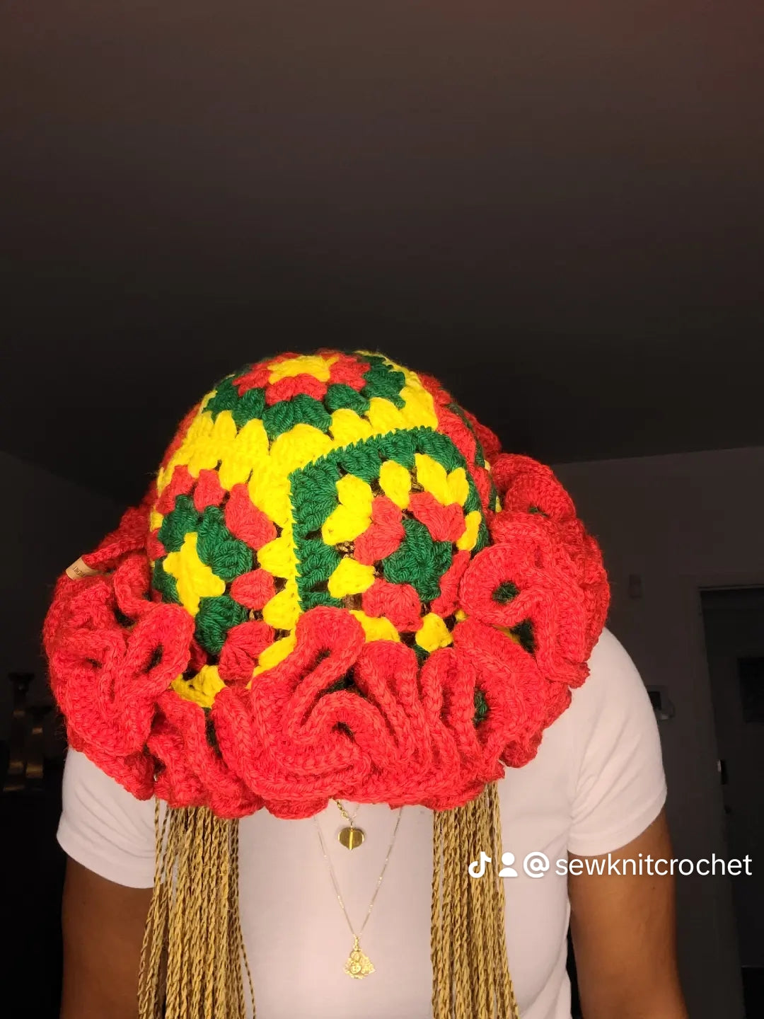 Granny Extreme Ruffle Hats