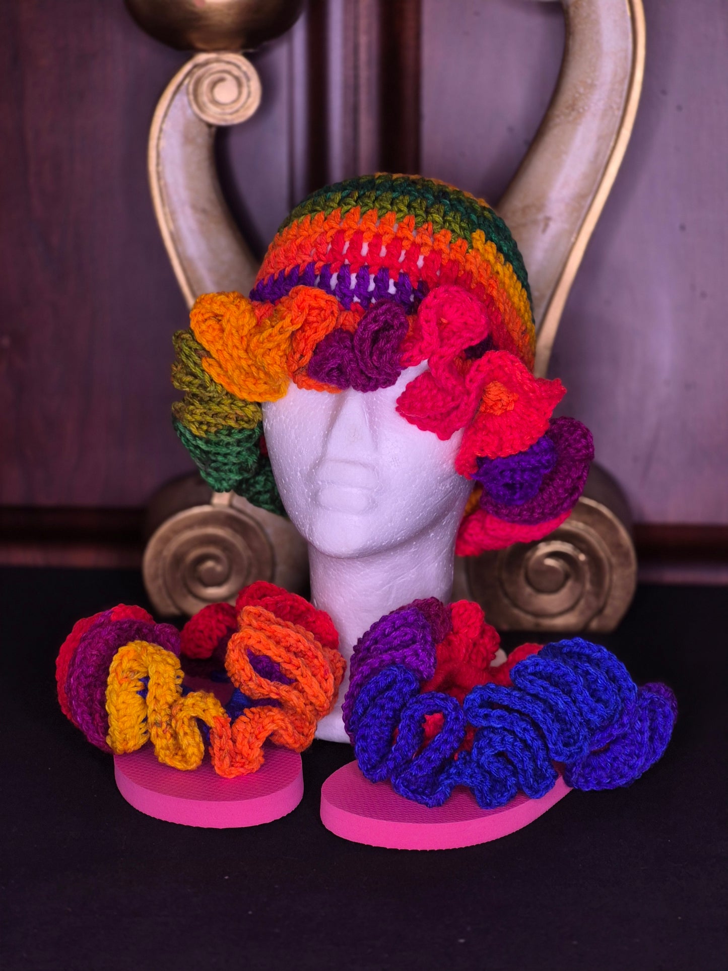 Ruffle Hat & Flip flops